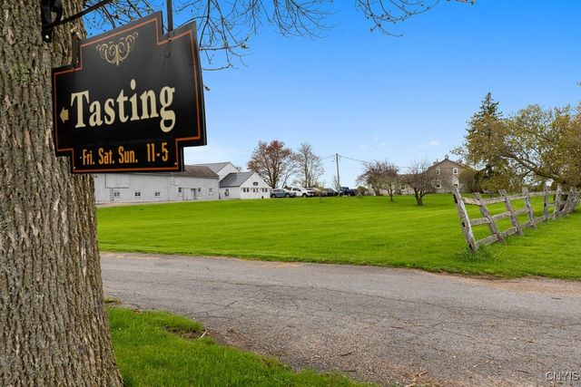 2066 Deerlick Road, Cape Vincent, NY 13618