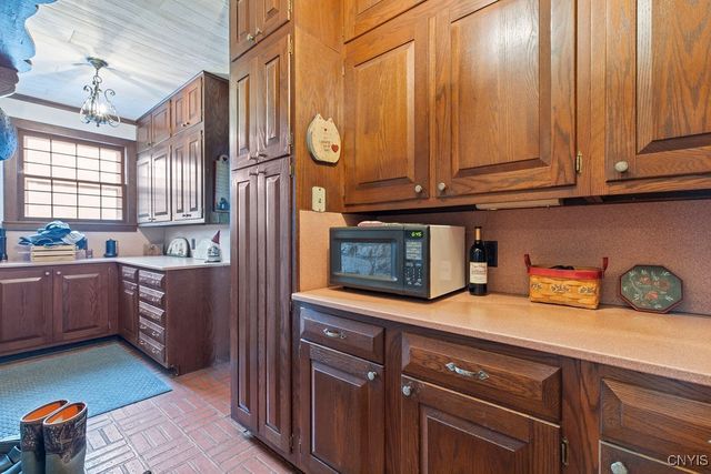 2066 Deerlick Road, Cape Vincent, NY 13618