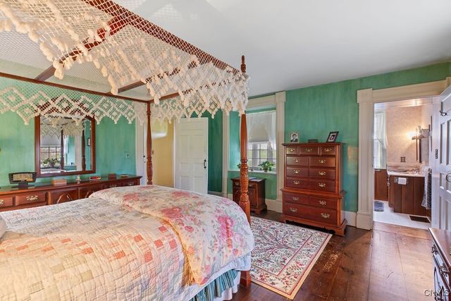 2066 Deerlick Road, Cape Vincent, NY 13618