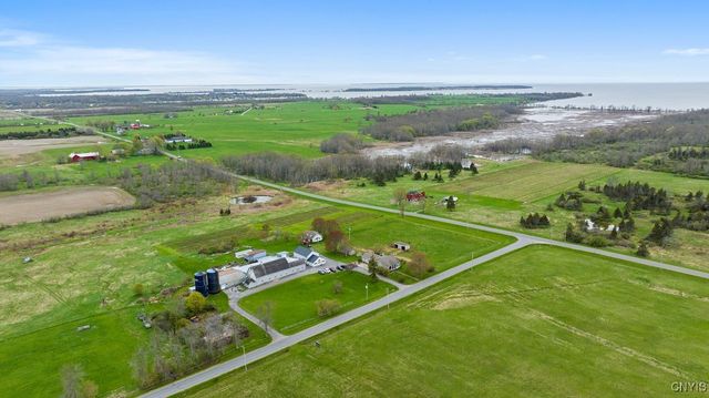 2066 Deerlick Road, Cape Vincent, NY 13618