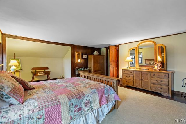 2066 Deerlick Road, Cape Vincent, NY 13618