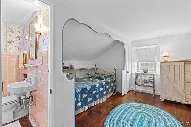 2066 Deerlick Road, Cape Vincent, NY 13618