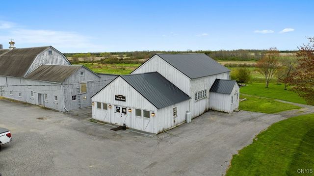 2066 Deerlick Road, Cape Vincent, NY 13618