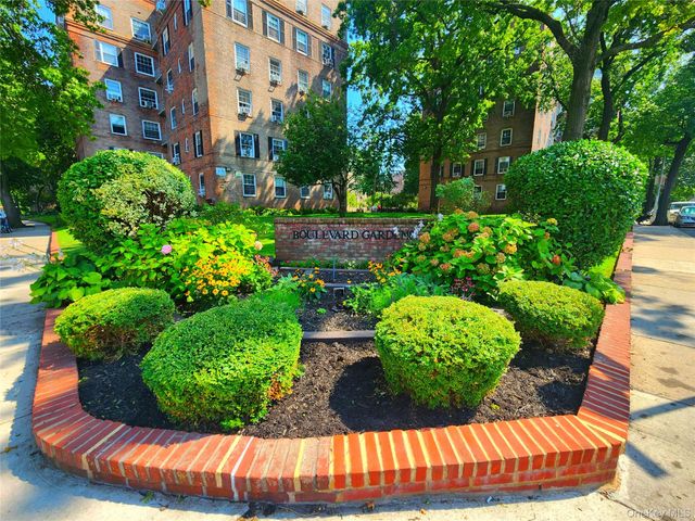 55-23 31st Avenue 3H, Woodside, NY 11377