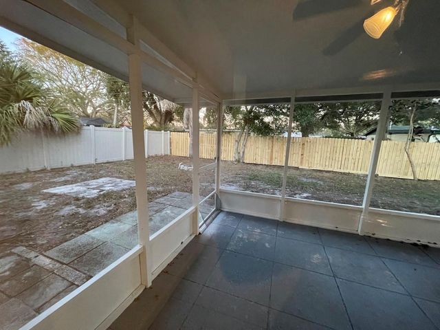 471 KEENE PARK DRIVE E, Largo, FL 33771