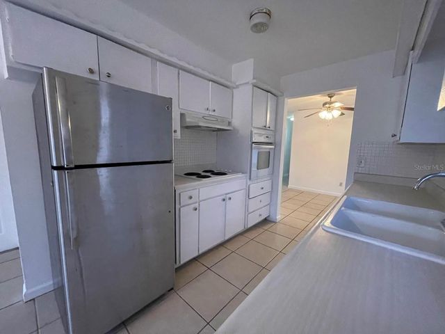 471 KEENE PARK DRIVE E, Largo, FL 33771