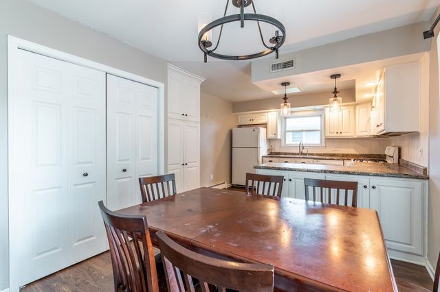 15707 Bluffton Road, Fort Wayne, IN 46819