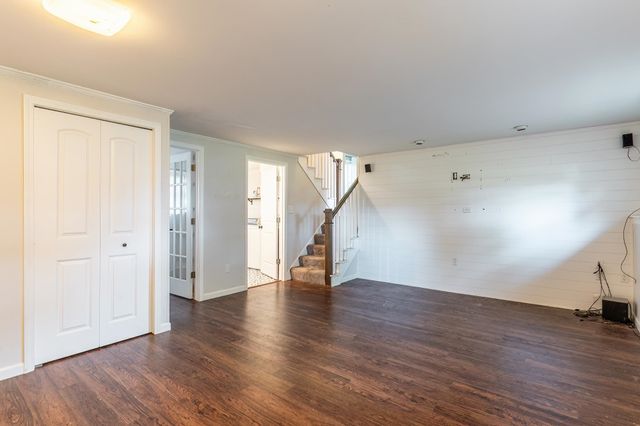 15707 Bluffton Road, Fort Wayne, IN 46819
