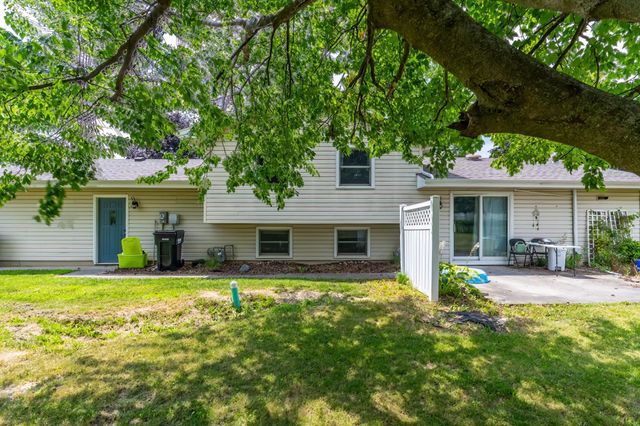 15707 Bluffton Road, Fort Wayne, IN 46819