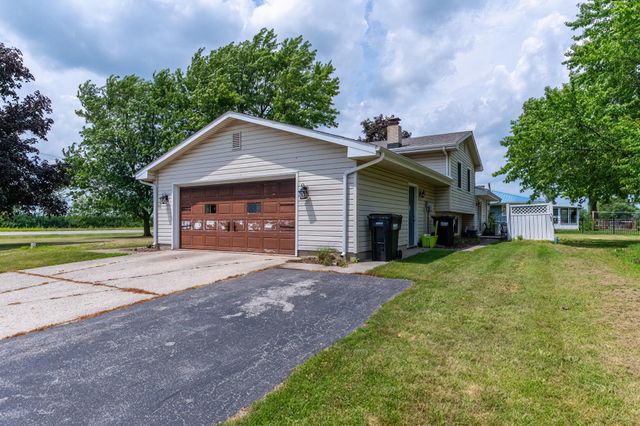 15707 Bluffton Road, Fort Wayne, IN 46819