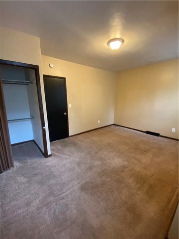 6958 Monticello St, Homewood Brushton, PA 15208