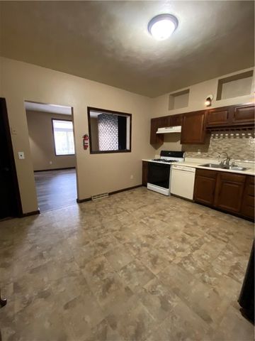 6958 Monticello St, Homewood Brushton, PA 15208