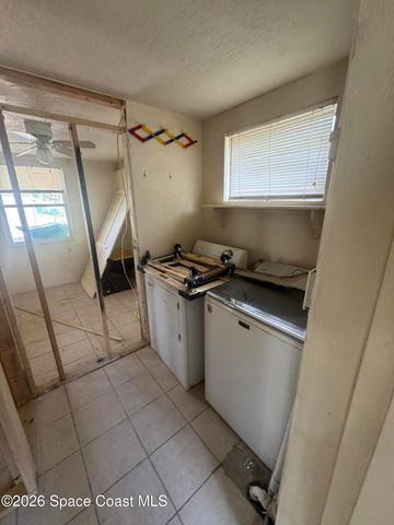 990 Sparkman Street, Melbourne, FL 32935