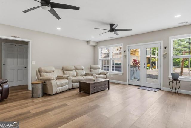 1361 West Broad Street, Greensboro, GA 30642