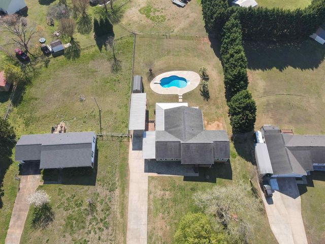 189 Alberta Drive, Woodruff, SC 29388