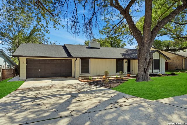 16602 Hunting Valley St, San Antonio, TX 78247