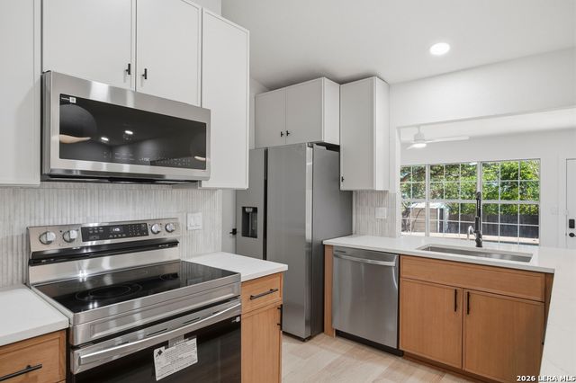 16602 Hunting Valley St, San Antonio, TX 78247
