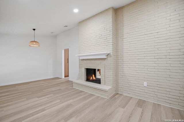 16602 Hunting Valley St, San Antonio, TX 78247