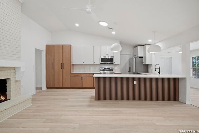 16602 Hunting Valley St, San Antonio, TX 78247