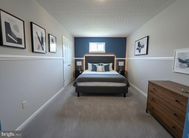 2109 S LOWELL ST, Arlington, VA 22204