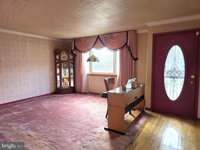 2109 S LOWELL ST, Arlington, VA 22204