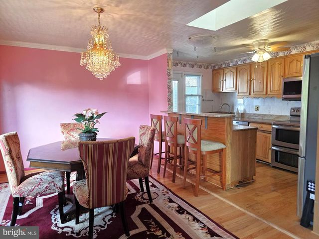 2109 S LOWELL ST, Arlington, VA 22204