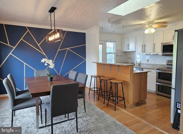 2109 S LOWELL ST, Arlington, VA 22204