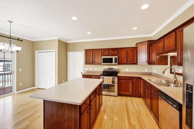 5222 Sassafras Drive, Fitchburg, WI 53711