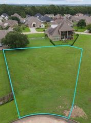 315 Bentwood Court, Montgomery, TX 77356