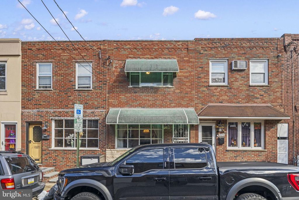 1125 MOORE ST, PHILADELPHIA, PA 19148 — exterior