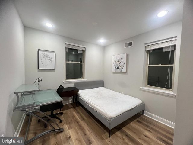 3802 SPRING GARDEN ST, Philadelphia, PA 19104