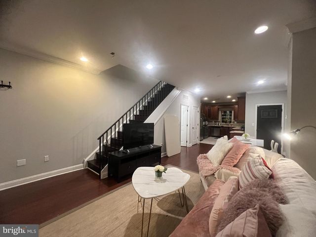 3802 SPRING GARDEN ST, Philadelphia, PA 19104