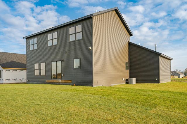 1816 Robinson Lane NE, Byron, MN 55920