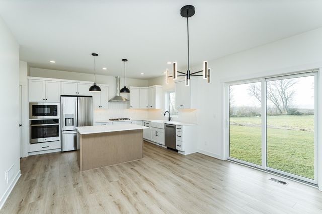 1816 Robinson Lane NE, Byron, MN 55920