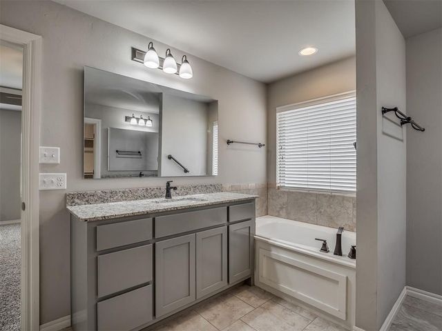 13604 Lark Lane, Oklahoma City, OK 73142
