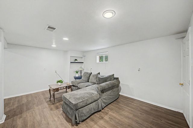 11336 S Avenue G, Chicago, IL 60617