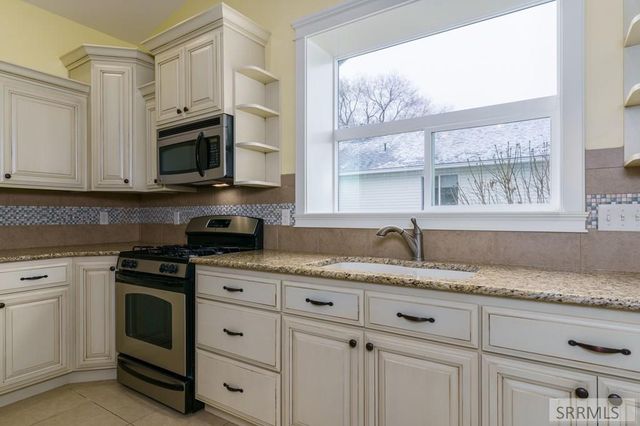 399 Adams Street, Chubbuck, ID 83202