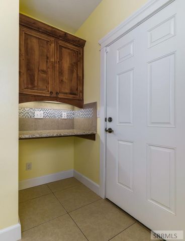 399 Adams Street, Chubbuck, ID 83202