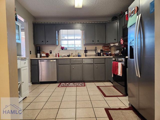 1010 Barley Drive, Hinesville, GA 31313