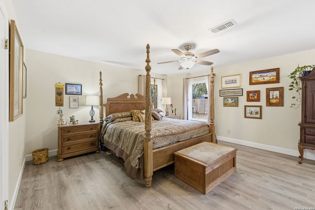 819 Pecan St., Blanco, TX 78606