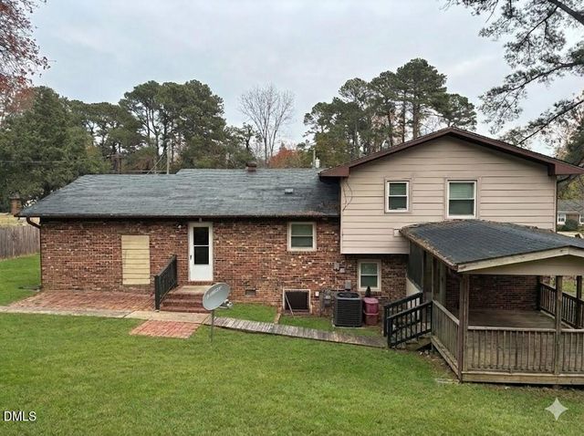 4642 Cheltenham Road, Fayetteville, NC 28304