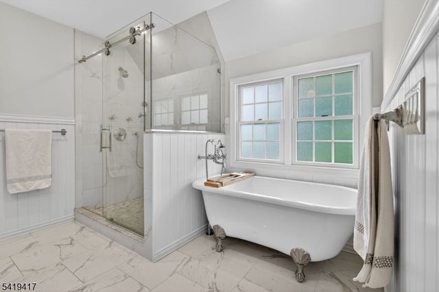 20 Parkview Dr, Millburn Twp., NJ 07041
