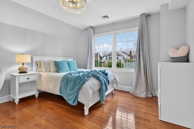 20 Parkview Dr, Millburn Twp., NJ 07041