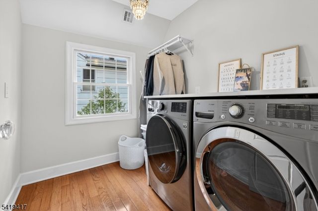 20 Parkview Dr, Millburn Twp., NJ 07041