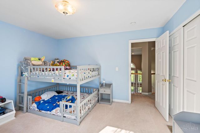 6875 Stonehedge Circle, Goshen Twp, OH 45140