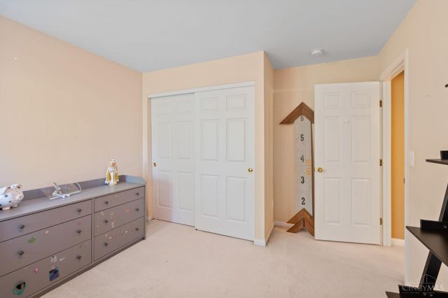 6875 Stonehedge Circle, Goshen Twp, OH 45140