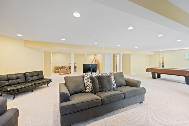 6875 Stonehedge Circle, Goshen Twp, OH 45140