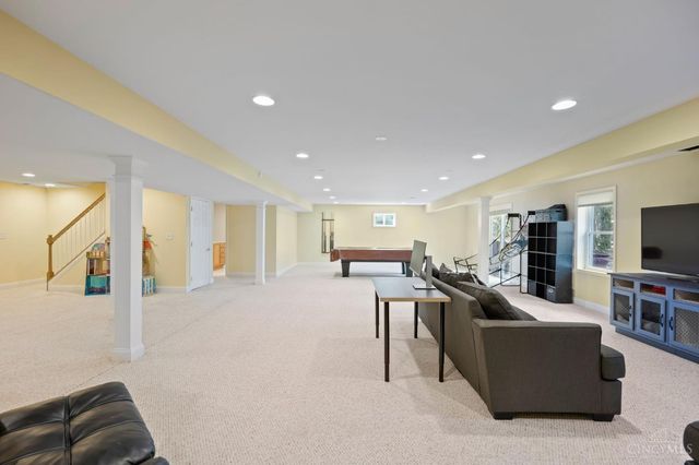 6875 Stonehedge Circle, Goshen Twp, OH 45140