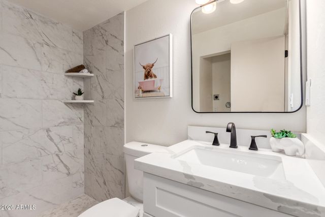 286 W PALOMINO Drive 26, Chandler, AZ 85225