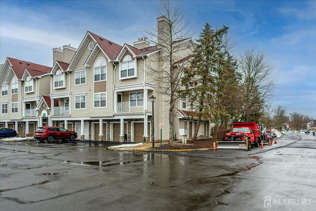 150 Prestwick Way, Edison, NJ 08820